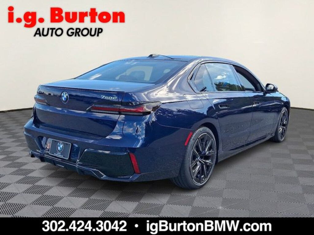 New 2026 BMW 7 Series 750e xDrive Sedan