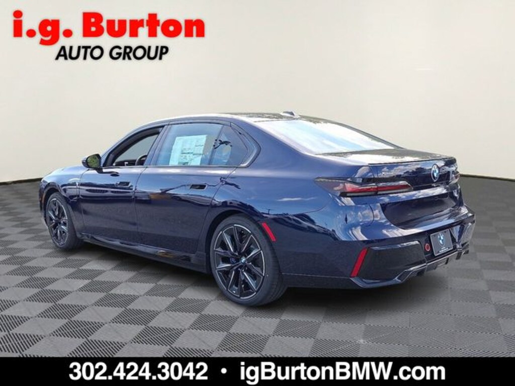 New 2026 BMW 7 Series 750e xDrive Sedan