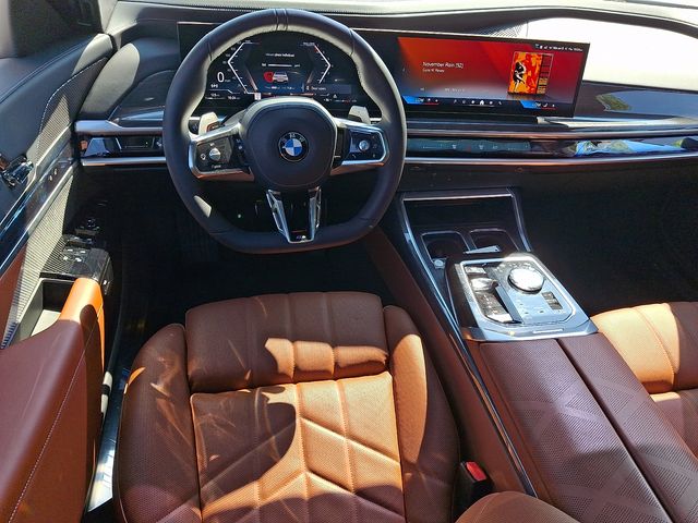 2026 BMW 7 Series 760i - Photo 11