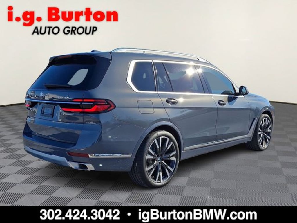 New 2026 BMW X7 xDrive40i SUV