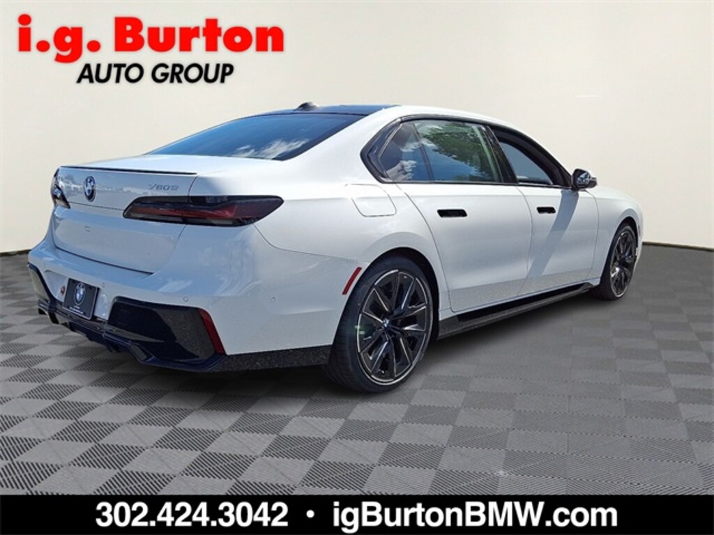 New 2026 BMW 7 Series 750e xDrive Sedan