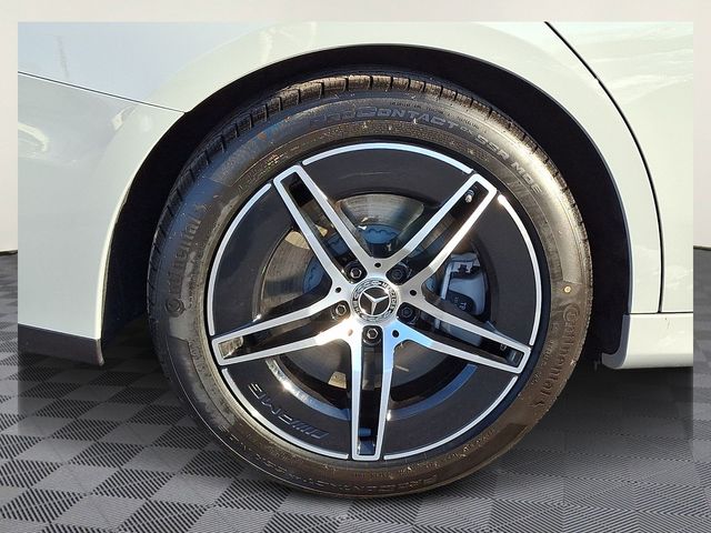 2026 Mercedes-Benz E-Class E450 - Photo 5