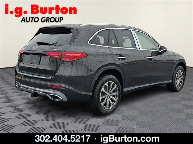 2026 Mercedes Benz GLC 300 4MATIC photo 2
