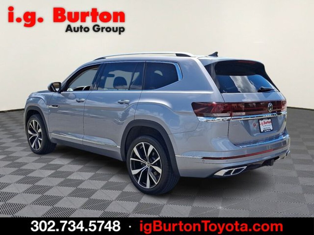 Used 2024 Volkswagen Atlas 2.0T SEL Premium R-Line SUV