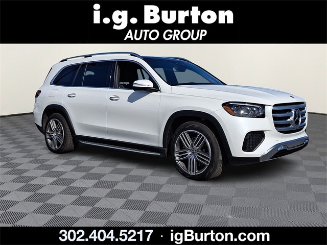 2025 Mercedes-Benz GLS Base's photo