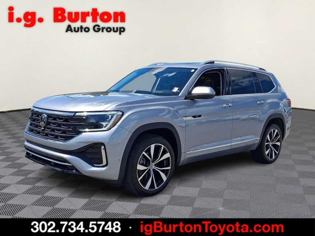 Used 2024 Volkswagen Atlas 2.0T SEL Premium R-Line SUV