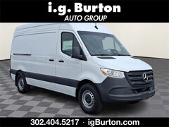 2025 Mercedes-Benz Sprinter 2500 Standard Roof 4-Cyl Diesel Van Cargo Van