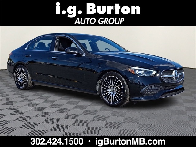 2025 Mercedes-Benz C-Class Sedan C 300's photo