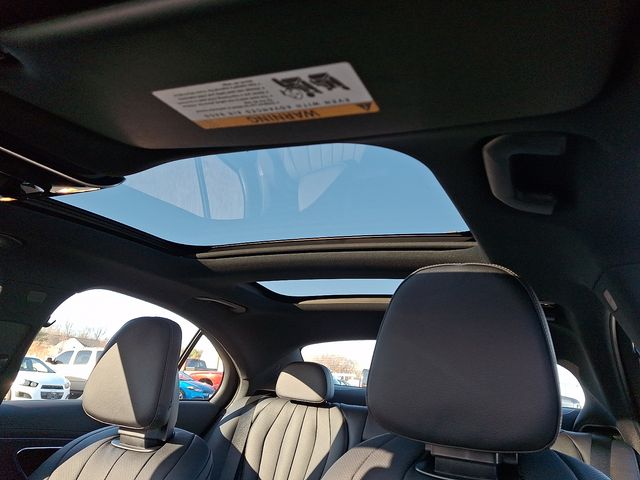 2026 Mercedes-Benz E-Class E450 - Photo 10