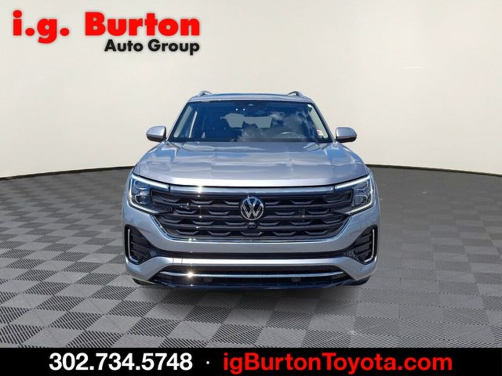 Used 2024 Volkswagen Atlas 2.0T SEL Premium R-Line SUV