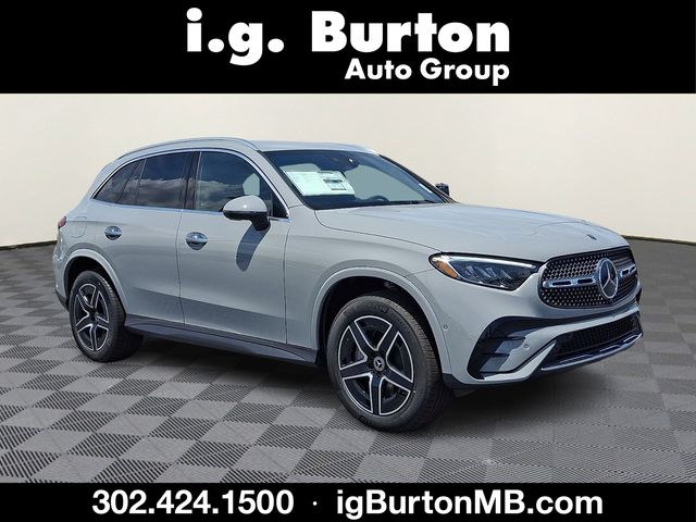 2026 Mercedes-Benz GLC GLC 300 4MATIC's photo