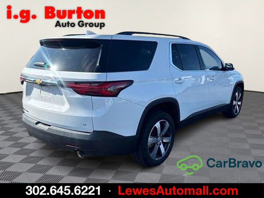 Used 2023 Chevrolet Traverse LT Leather SUV