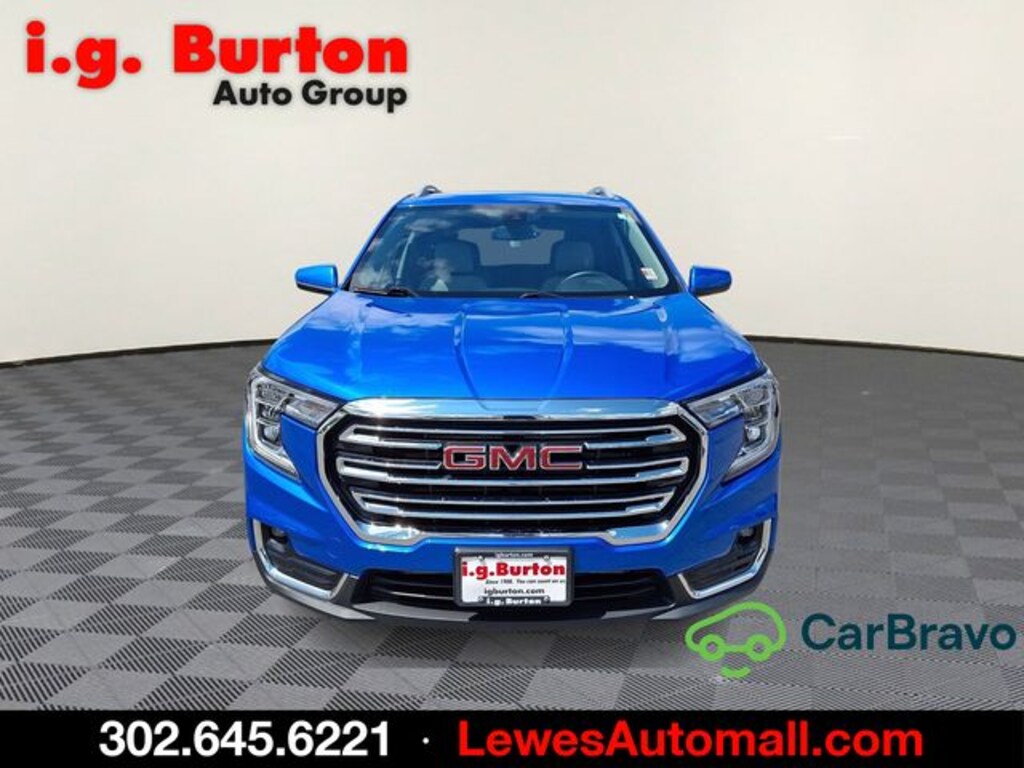 Used 2024 GMC Terrain SLT SUV