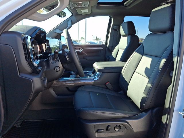 2026 Chevrolet Silverado 1500 LTZ - Photo 9