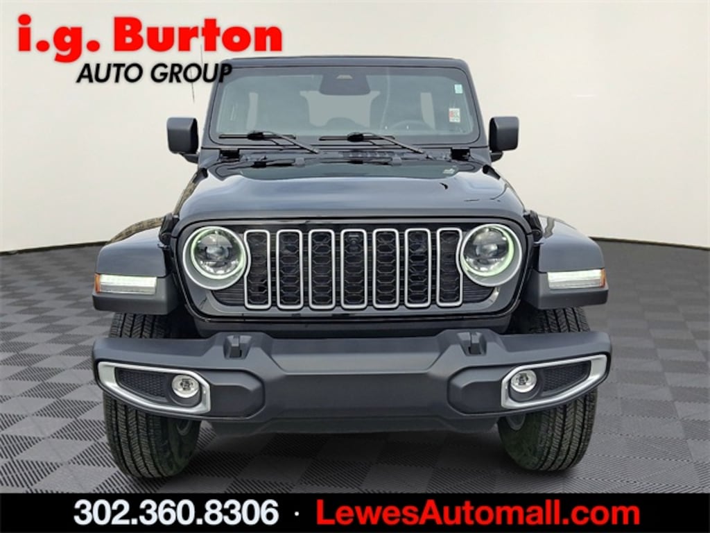 Used 2025 Jeep Wrangler Sahara SUV