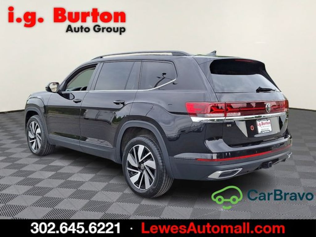 Used 2025 Volkswagen Atlas 2.0T SE w/Technology SUV