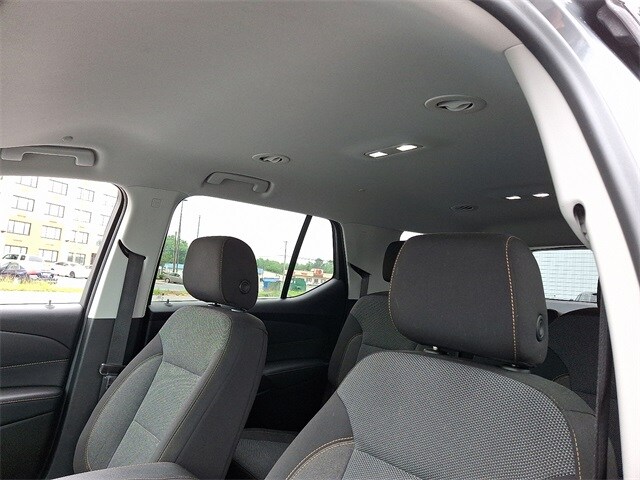 Image 14 of 2021 Chevrolet Traverse