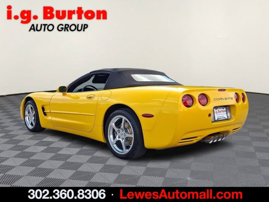 Used 2004 Chevrolet Corvette Base Convertible