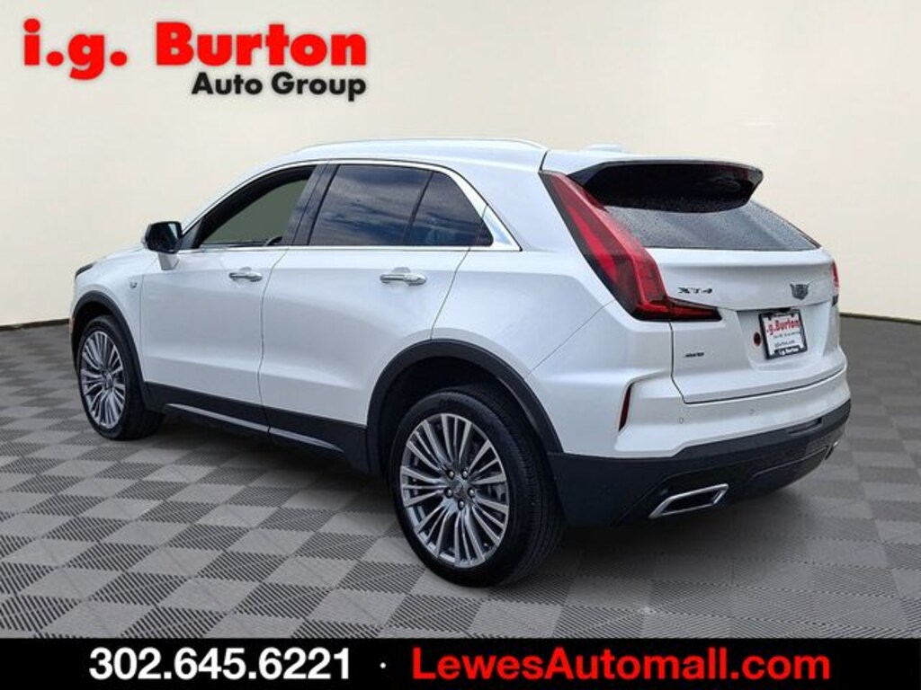 Used 2024 CADILLAC XT4 Premium Luxury SUV
