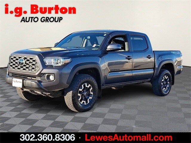 2022 Toyota Tacoma 4x4 SR Double Cab V6 photo 3