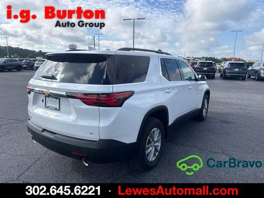 Used 2023 Chevrolet Traverse LT Cloth w/1LT SUV