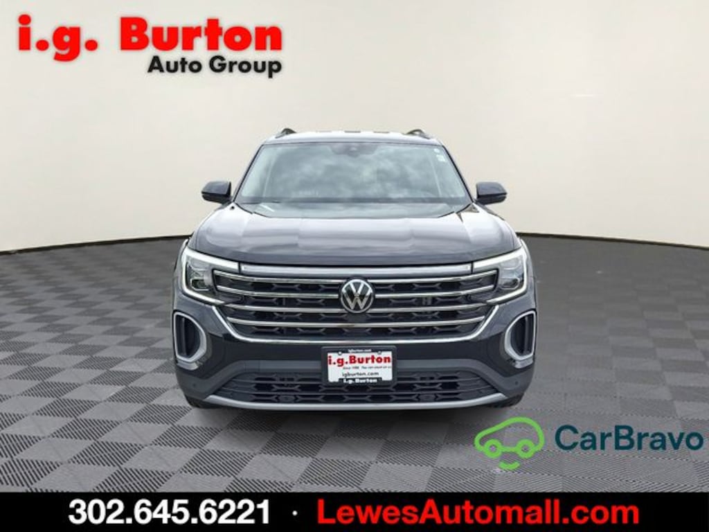 Used 2025 Volkswagen Atlas 2.0T SE w/Technology SUV