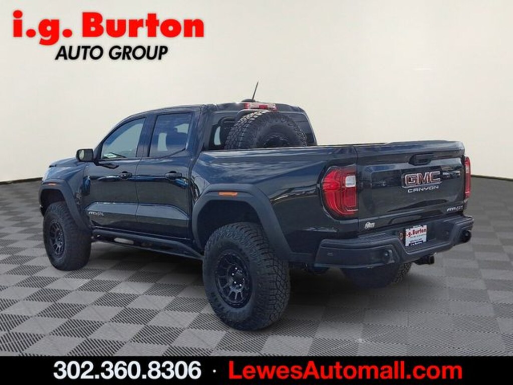 New 2025 GMC Canyon AT4 Truck Crew Cab