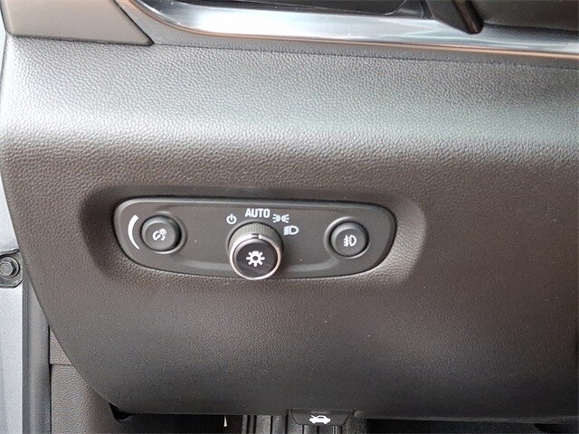 Image 24 of 2021 Chevrolet Traverse