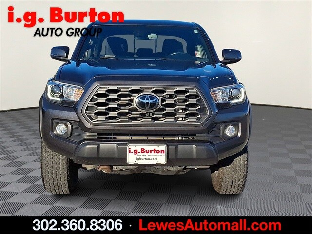 2022 Toyota Tacoma 4x4 SR Double Cab V6 photo 2