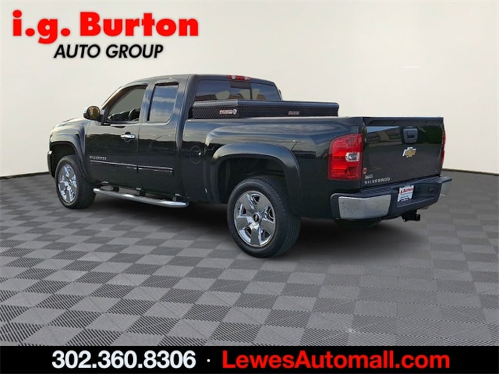 Used 2011 Chevrolet Silverado 1500 LT Truck Extended Cab