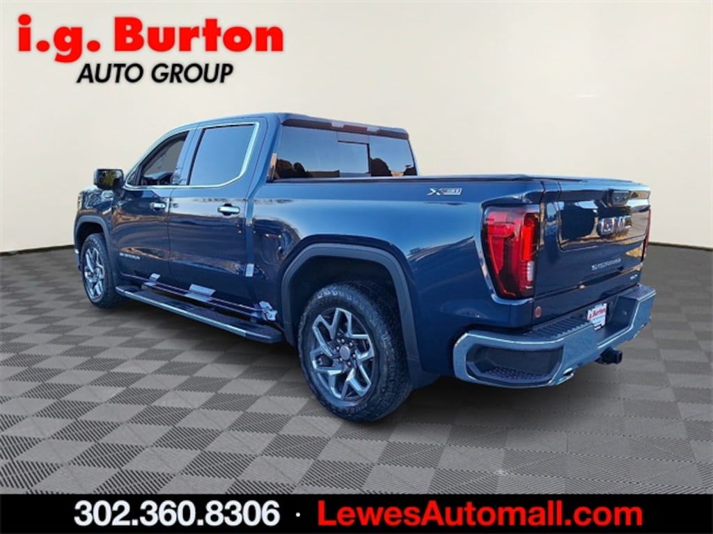 Used 2023 GMC Sierra 1500 SLT Truck Crew Cab