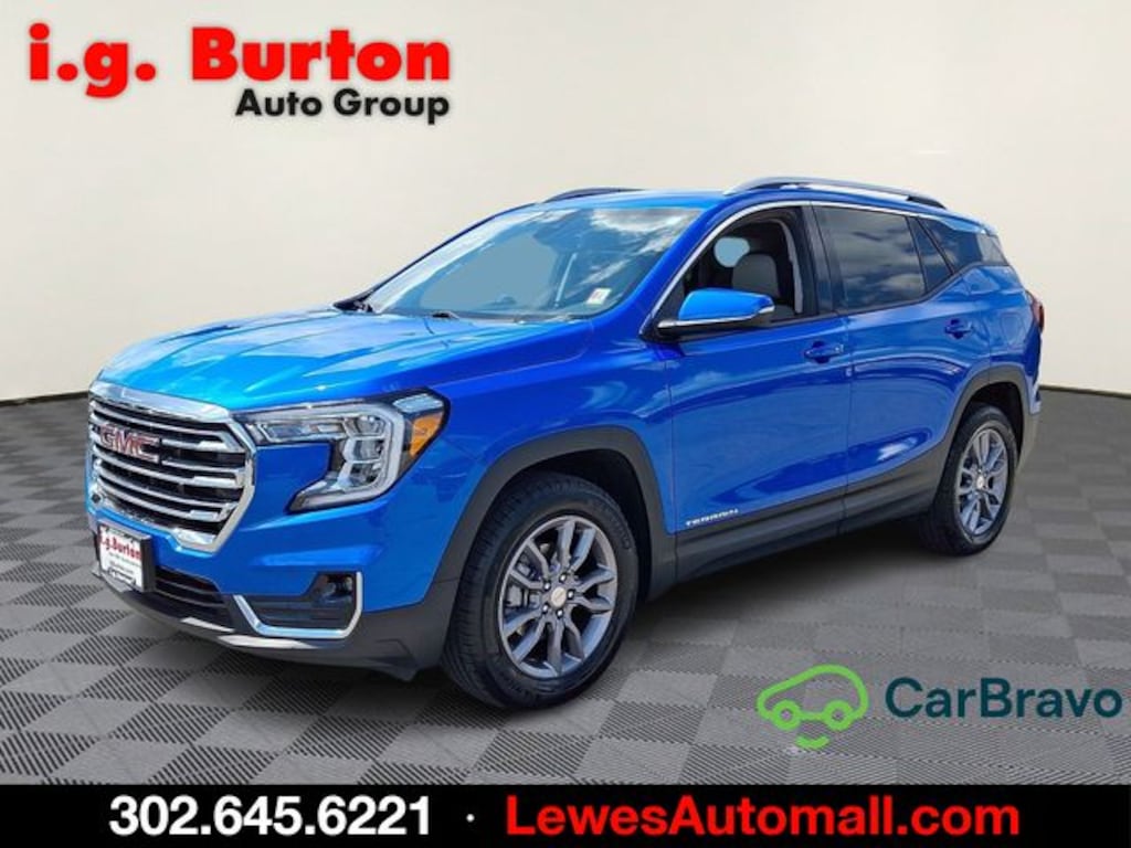 Used 2024 GMC Terrain SLT SUV