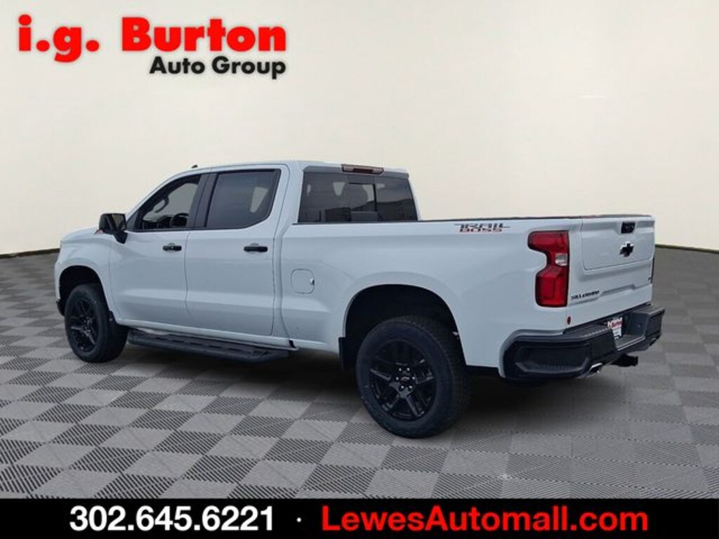 New 2026 Chevrolet Silverado 1500 LT Trail Boss Truck Crew Cab