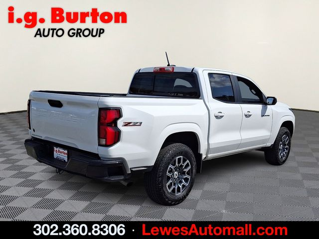 View vehicle photo 6