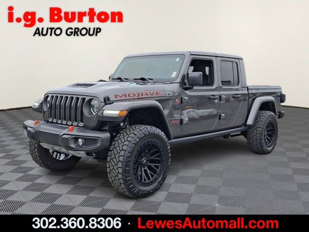 Used 2023 Jeep Gladiator Mojave Truck Crew Cab
