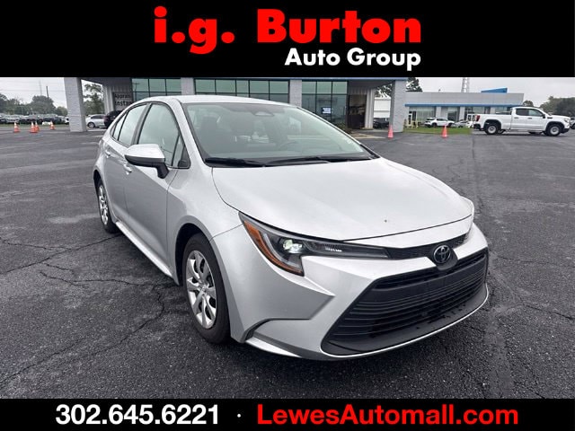 Classic Silver 2026 Toyota Corolla Sedan Front-Wheel Drive Continuously Variable Transmission