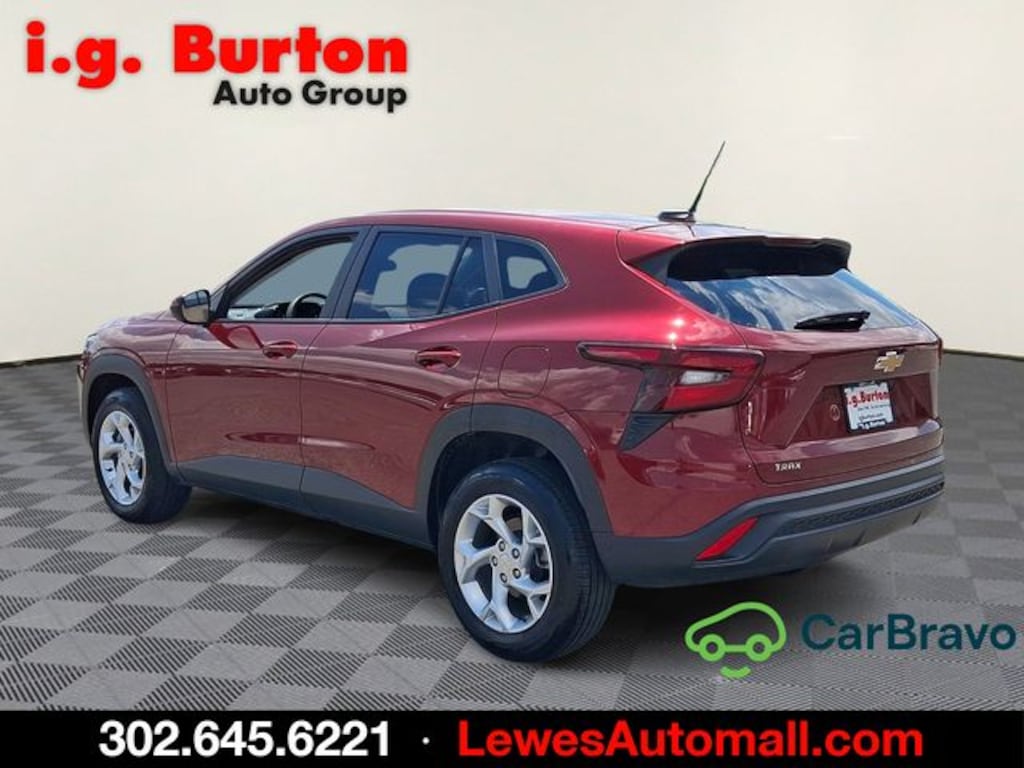 Used 2024 Chevrolet Trax LS SUV