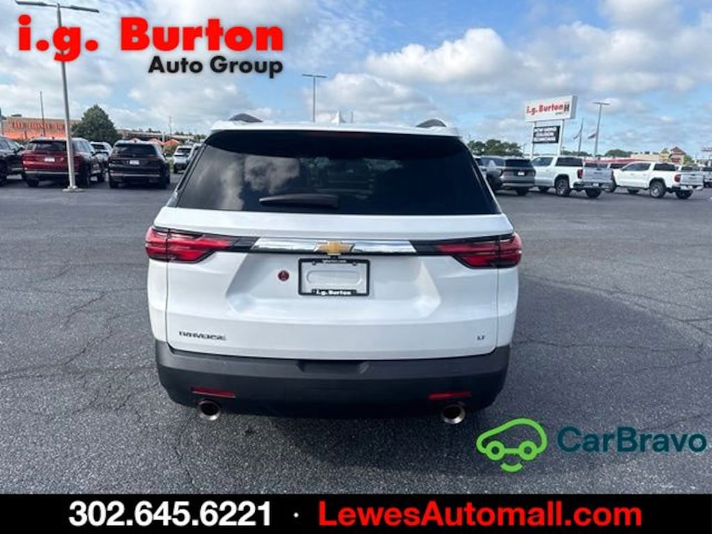Used 2023 Chevrolet Traverse LT Cloth w/1LT SUV