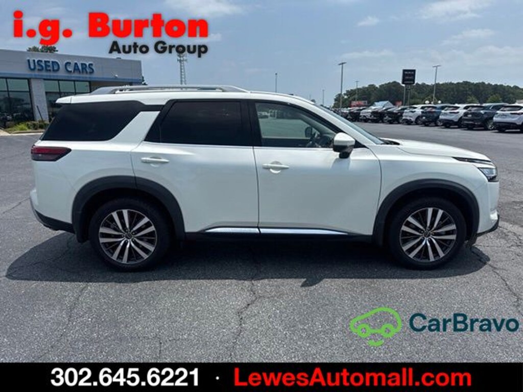 Used 2022 Nissan Pathfinder Platinum SUV