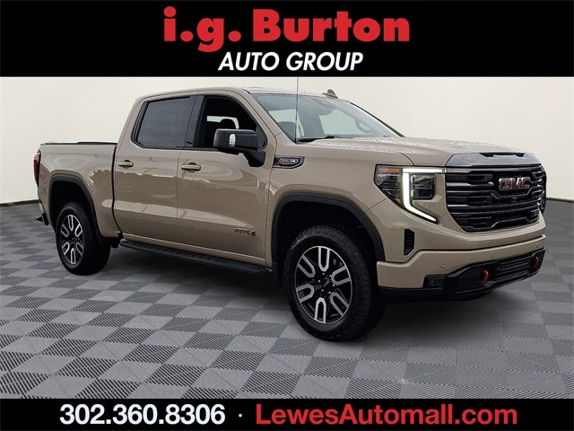 2023 GMC Sierra 1500 AT4's photo