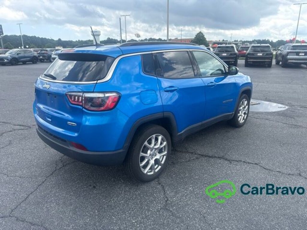Used 2022 Jeep Compass Latitude Lux SUV