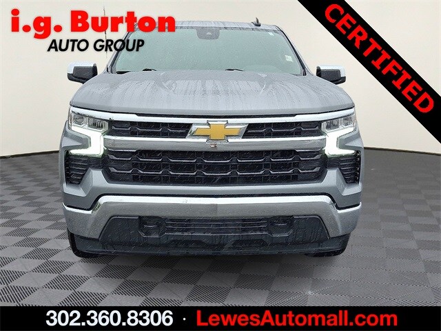 2025 Chevrolet Silverado 1500 LT photo 2