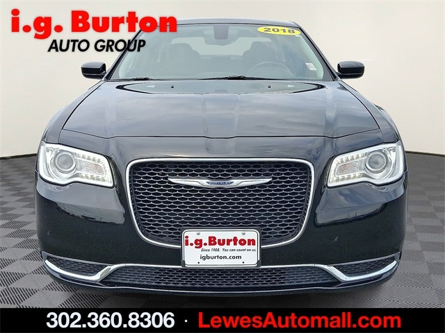 Used 2018 Chrysler 300 Touring with VIN 2C3CCAAG7JH320598 for sale in Milford, DE