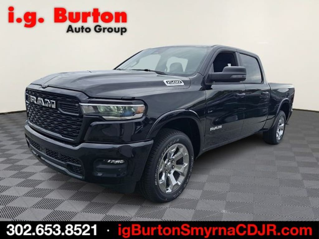 New 2026 Ram 1500 BIG HORN CREW CAB 4X4 6'4 BOX Pickup