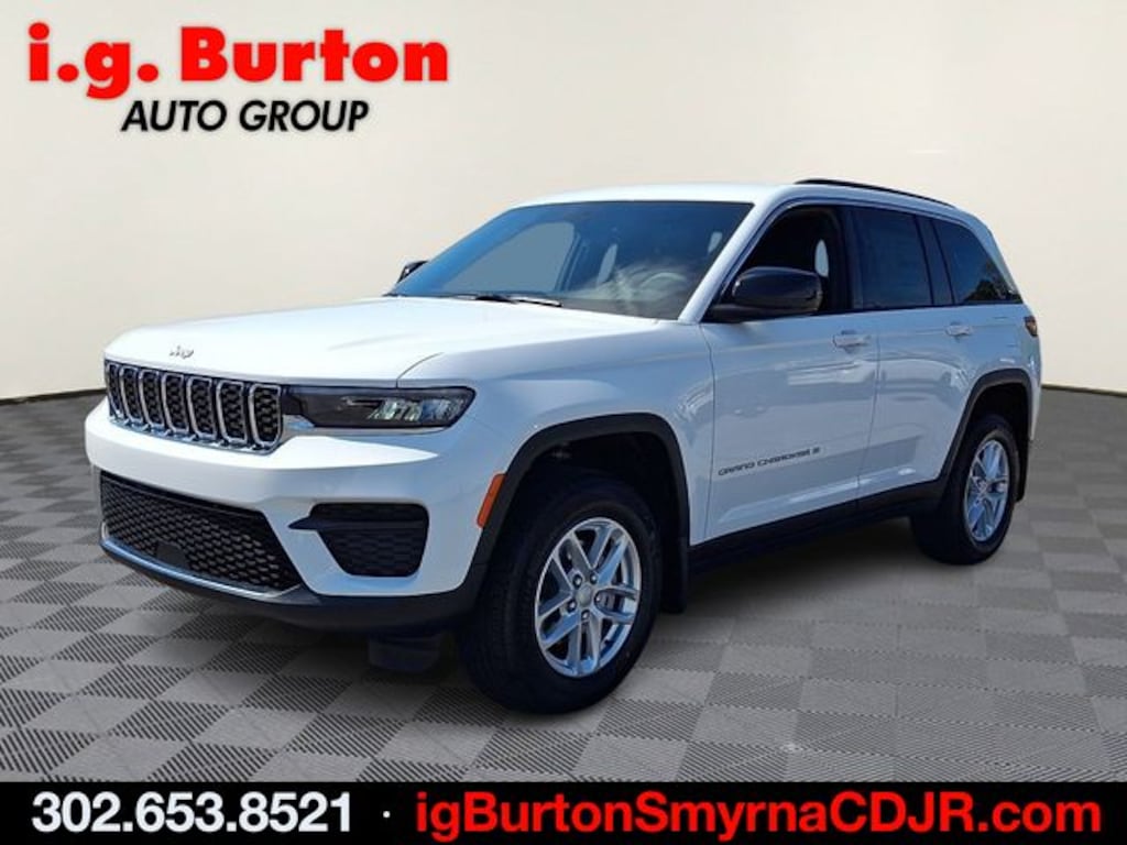 New 2026 Jeep Grand Cherokee LAREDO 4X4 Sport Utility