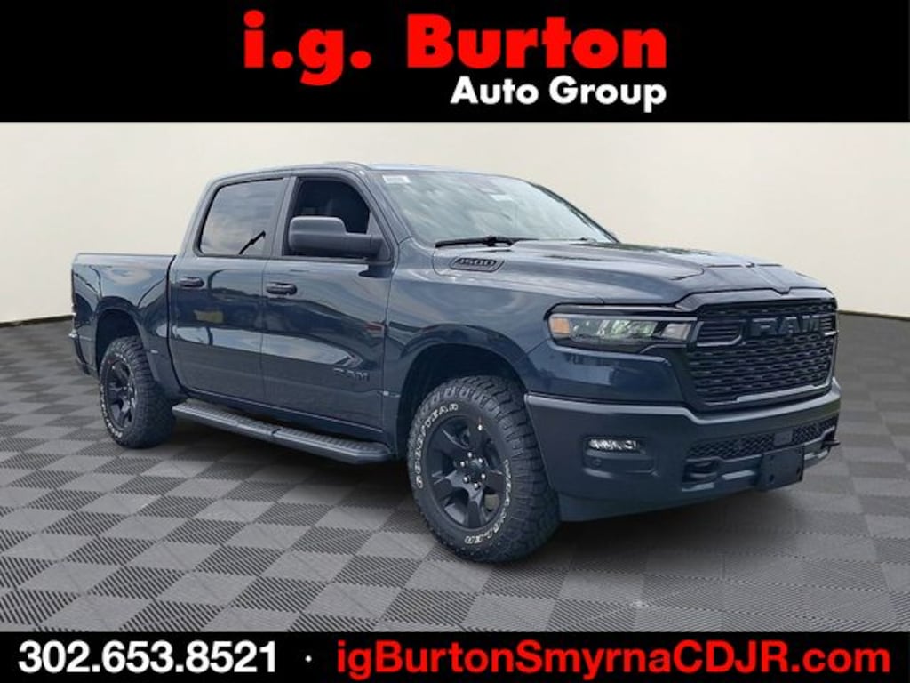 New 2026 Ram 1500 WARLOCK CREW CAB 4X4 5'7 BOX Pickup