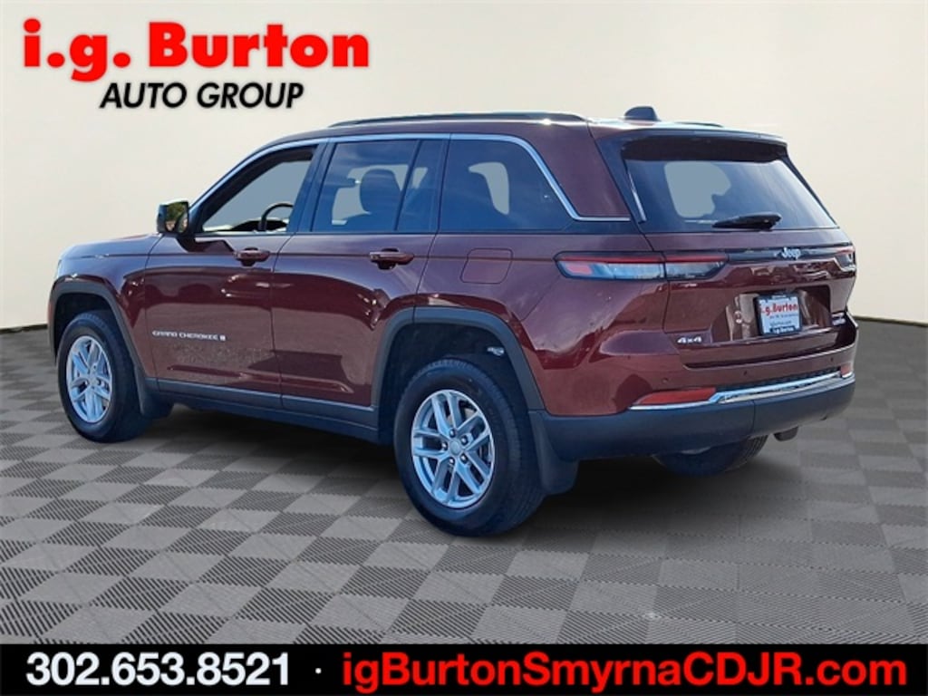 New 2025 Jeep Grand Cherokee LAREDO X 4X4 Sport Utility
