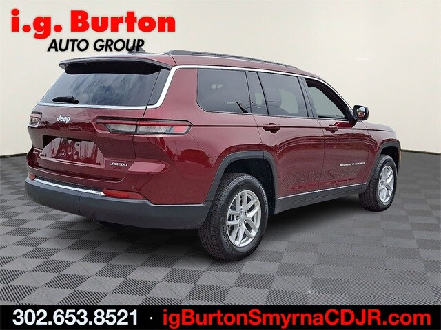 2025 Jeep Grand Cherokee Laredo photo 4
