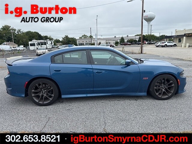 2021 Dodge Charger Scat Pack photo 2
