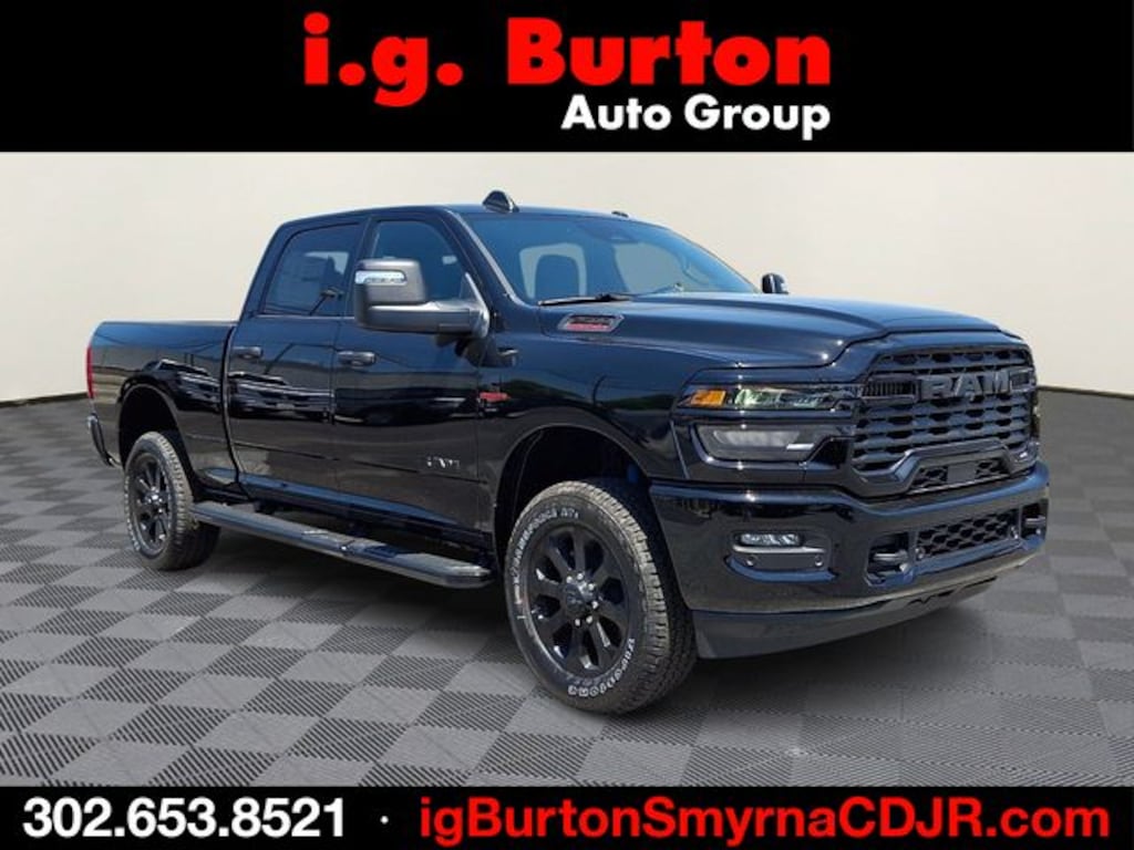 New 2026 Ram 2500 BIG HORN CREW CAB 4X4 6'4 BOX Pickup